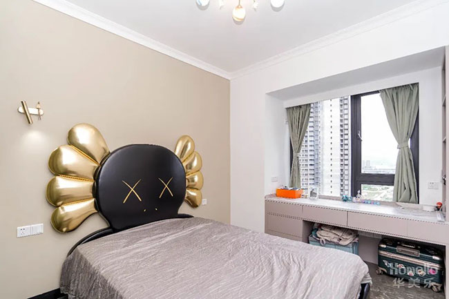 165㎡四居室,將藝術(shù)搬進現(xiàn)實,用簡約締造生活